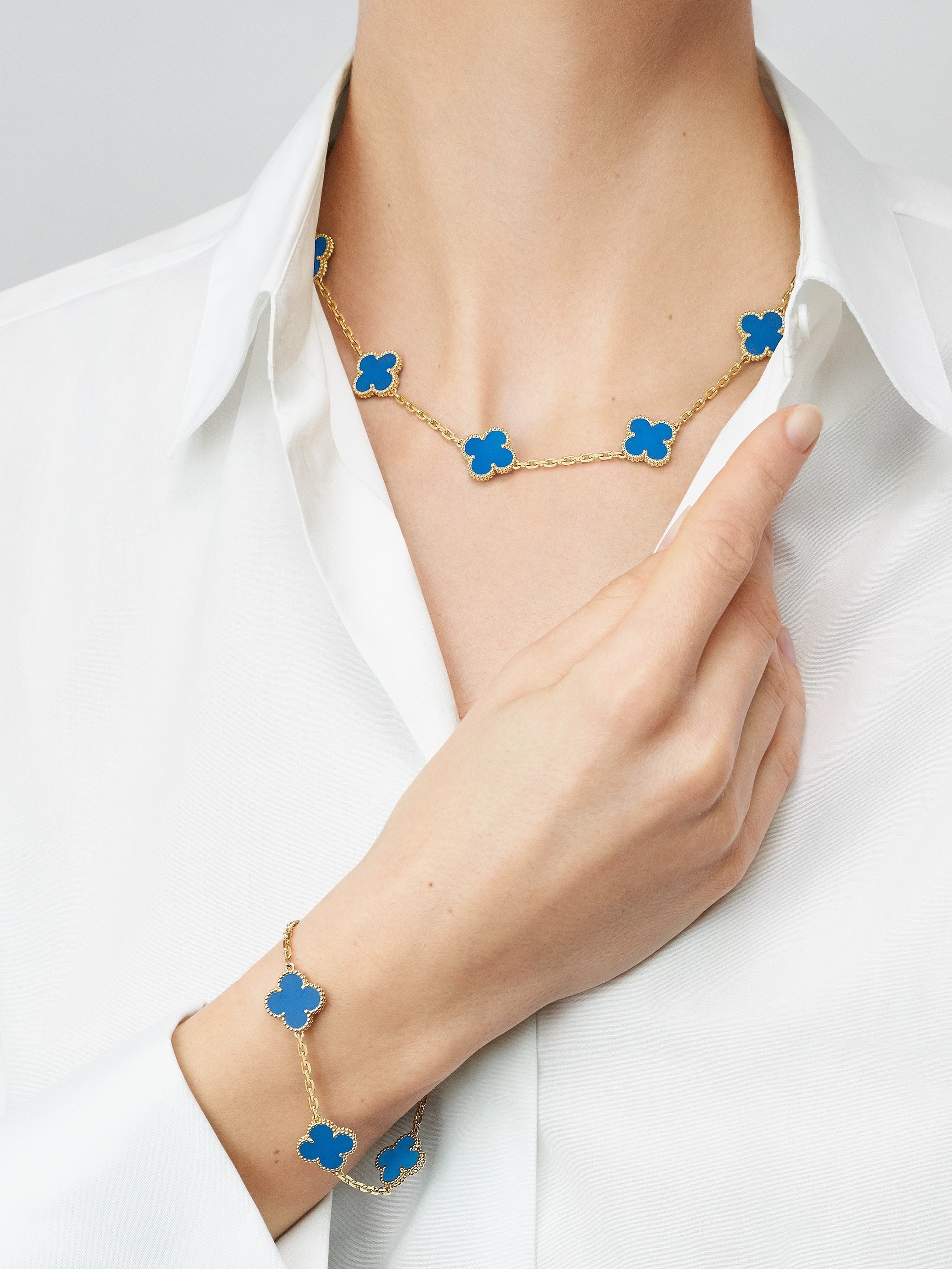 MAGNIFICENT CLOVERLEAF NECKLACE 10 DESIGNS - BLUE - BUY 1, GET 1 FREE