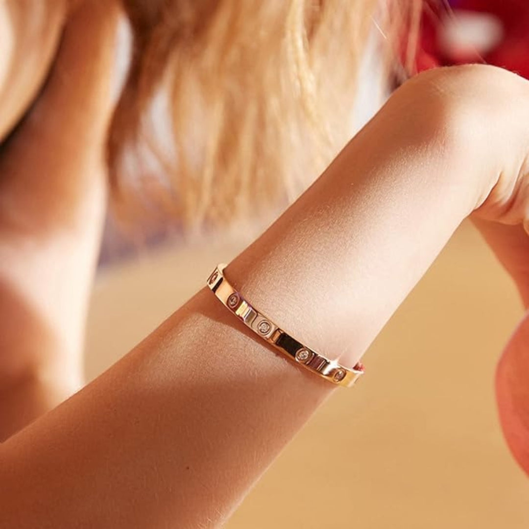 INFINITY BRACELET WITH ZIRCONIUM DIOXIDE - BUY 1, GET 1 FREE