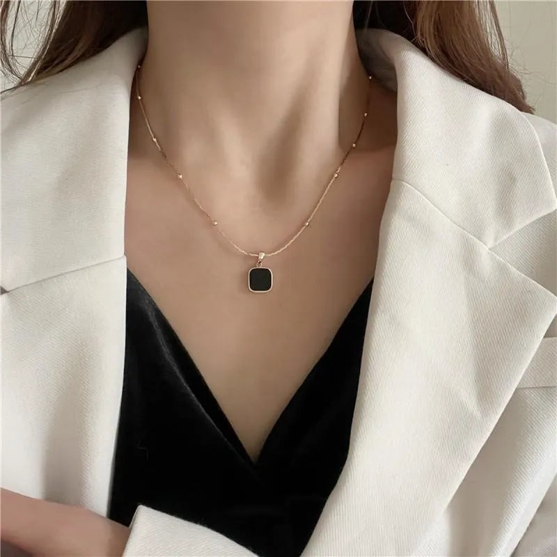 ONYX NECK LOCK - BUY 1, GET 1 FREE